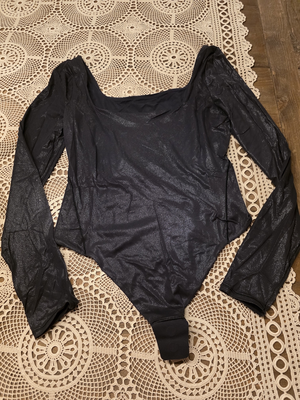lululemon Shimmery Black Long Sleeve Bodysuit L